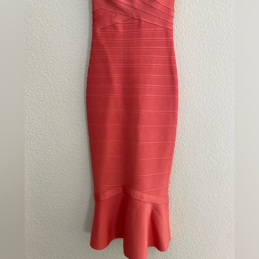 Herve Leger Sweetheart Neck Salmon-Color Mermaid Style Bandage Dress XXS - Picture 9 of 14